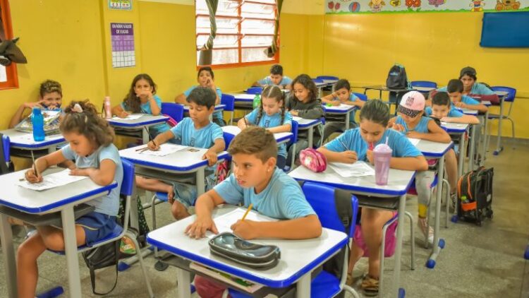 Período de matrícula para alunos da rede municipal começa amanhã