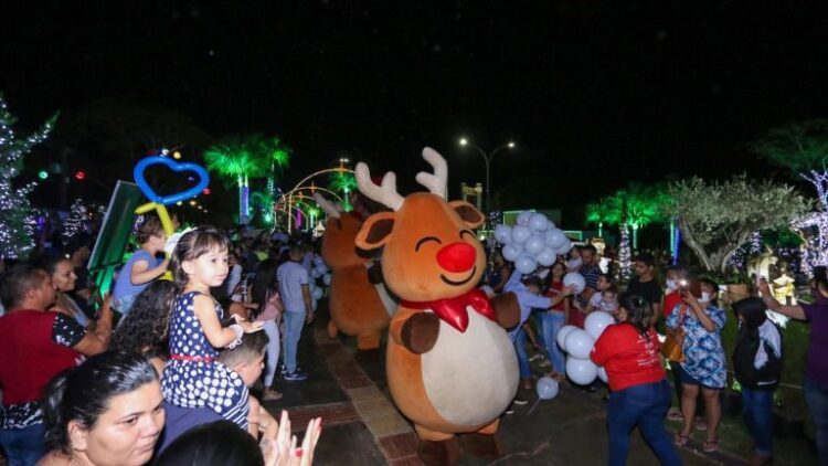 Meio milhão de pessoas prestigiam Cidade do Natal