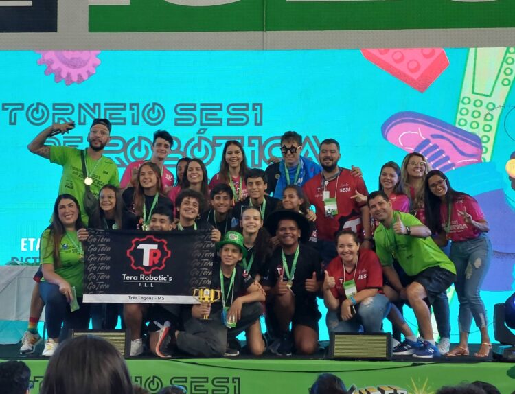 Equipe da Escola Sesi de Três Lagoas conquista troféu na seletiva de robótica no DF