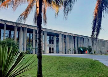 ALEMS realiza posse de deputados, instalação da 12ª Legislatura e eleição da Mesa Diretora