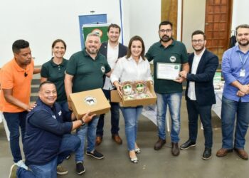 Prefeitura certifica mais 5 empresários com Selo SIM e gera novos empregos