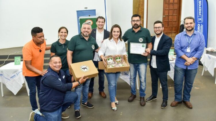 Prefeitura certifica mais 5 empresários com Selo SIM e gera novos empregos