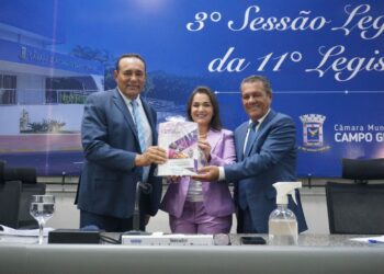 Prefeita destaca trabalho conjunto com Legislativo e expectativas para 2023