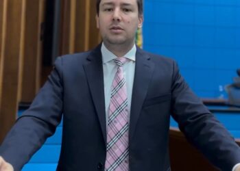 Deputado faz alerta sobre a violência do “Carnaval Vermelho”