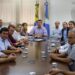 Com um viés municipalista, governador recebe pedidos e demandas de prefeitos