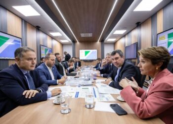 Em reunião com Riedel, ministro garante quase R$ 1 bilhão para rodovias e concretização da Rota Bioceânica