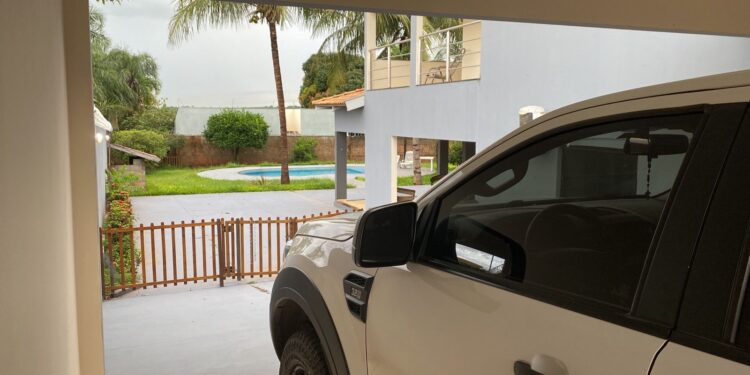 Quadrilha que fraudava tributação da sucata de alumínio ostentava mansões e carros de luxo