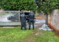 Autor de homicídio é preso dormindo com arma do crime embaixo do colchão