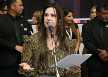 Para evitar crimes, Mara Caseiro pede a instalação de detector de metais em órgãos públicos