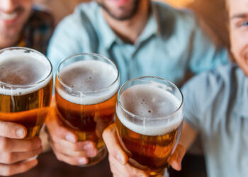 Carnaval: Consumo de álcool em excesso pode prejudicar os rins