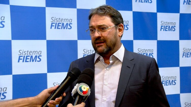 Fiems solicita a Senado que acompanhe discussões sobre taxas de juros