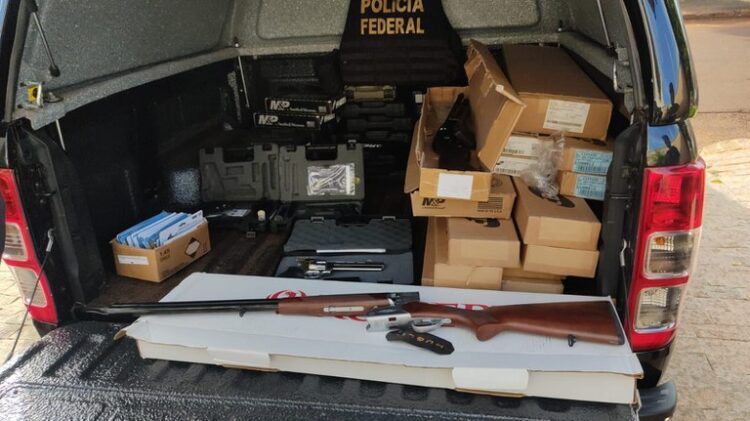 Polícia Federal deflagra operação “Escape” em MS para combater venda de armas e munições