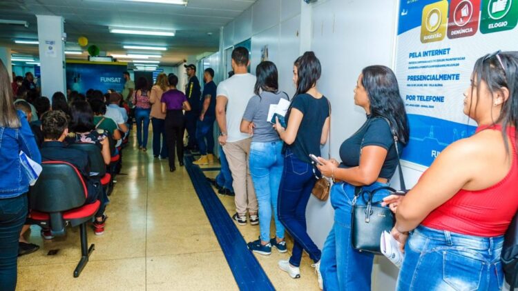 Funsat abre semana com 1.235 vagas em Campo Grande