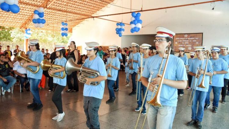 Prefeitura promove projeto Escola de Oportunidades com educação, esporte e cultura