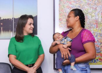 Prefeita assina nova regulamentação do Programa Locação Social e concede 100% de subsídio de aluguel em casos especiais