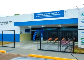 Prefeitura entrega revitalização de unidade de saúde no Aero Rancho