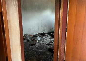 Com ciúmes, homem bota fogo na casa da ex-esposa e vai preso