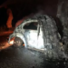 Condutor de Fusca morre preso às ferragens e queimado, após colidir com carreta na BR-267
