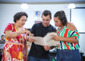 Governo beneficia 189 famílias com títulos de regularização fundiária no interior