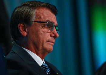 Bolsonaro ficou com segundo conjunto de joias da Arábia Saudita, diz coronel