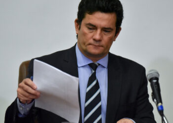 Moro pede apoio de Lula a projeto e reclama de fala polêmica do presidente