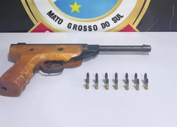 Motorista de ônibus escola tranca porta e tenta estuprar estudante de 14 anos em MS