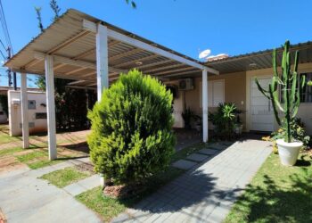 Homem é encontrado morto por vizinhos a pauladas no condomínio Village Parati