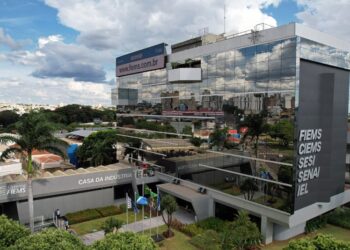 Sistema Fiems abre processo seletivo para 15 vagas em seis cidades
