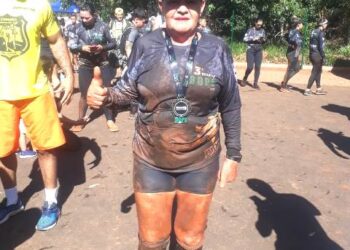 Cida Cesca conquista 2º lugar no Desafio do Bope e arranca aplausos da torcida