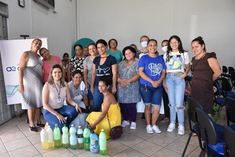 Oficina Bolha de Sabão leva capacitação para moradores da região do Tiradentes