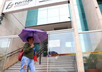 Mês de abril começa com mais de 3,3 mil vagas de emprego em MS