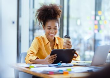 Artigo: Mudar hábitos no trabalho garante mais leveza ao realizar tarefas