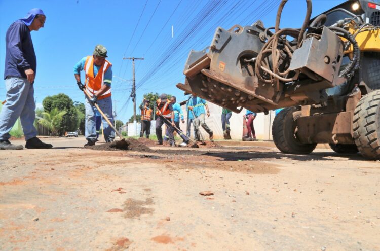 Com trégua das chuvas, Prefeitura intensifica operação tapa-buraco nas vias da Capital