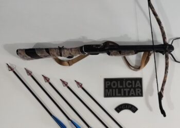 Vizinho é preso por ameaçar matar família com arco e flecha em MS