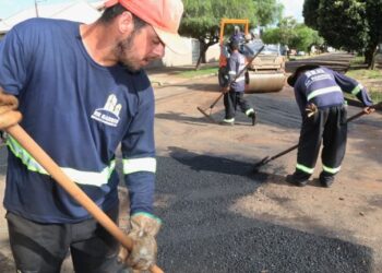 Serviços de manutenção e infraestrutura atendem mais de 40 bairros nesta semana