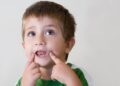 Amanhã é o Dia Mundial do Autismo e especialistas alertam sobre o cuidado com os portadores