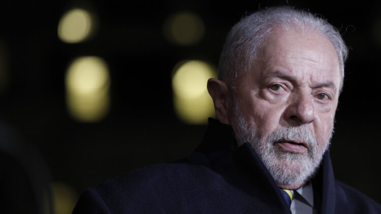 Lula se irrita com MST e teme desgaste; governo avalia que invasões atrasam reforma agrária