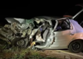 Condutor de Celta invade pista contrária e morre ao colidir em caminhão na BR-158