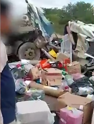 Duas pessoas morrem em grave acidente envolvendo 3 caminhões na BR-262