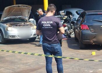 Homem é morto com vários disparos enquanto trabalhava em mecânica de Dourados