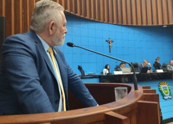 Polêmico, projeto de lei de combate às Fake News é debatido por deputados em MS