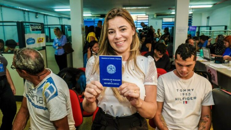 Funsat oferece mais de 1600 vagas nesta quinta-feira na Capital
