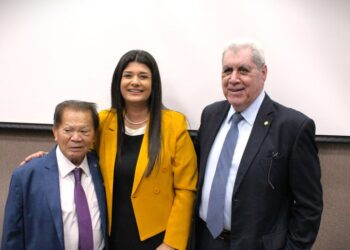 Nova superintendente da Sudeco, Rose Modesto, é empossada em cerimônia do MIDR