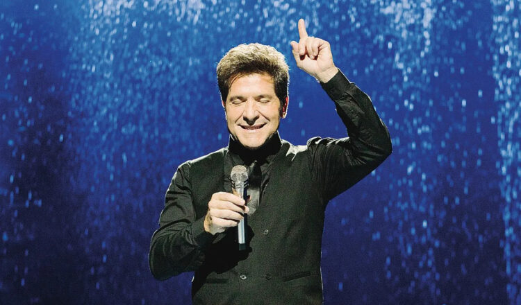 Shopping sorteia entradas para noite especial de Dia dos Namorados, com show de Daniel