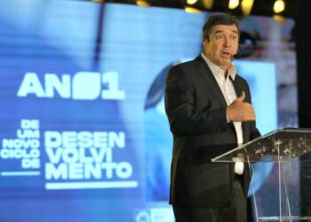 Governo do Estado lança pacote que reduz impostos e taxas para diversos setores