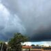 Segunda-feira chega com previsão de chuva e tempestades com raios e rajadas de vento em MS