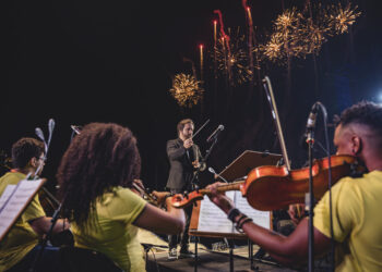 Músicos do Moinho Cultural fazem turnê em homenagem aos 30 anos de Backstreet Boys