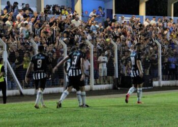 Operário encara o XV de Piracicaba pela Série D do Campeonato Brasileiro