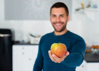 Médico explica que a saúde intestinal está diretamente relacionada à saúde física e mental