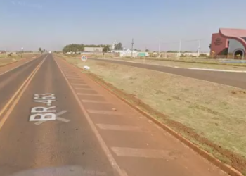 Menor de 16 anos cai de moto, é atropelado por carro, não resiste e morre